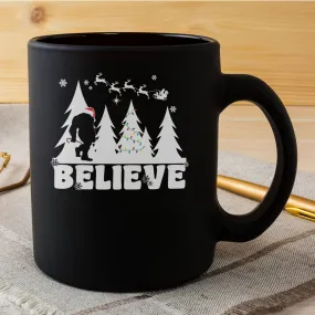 Bigfoot And Santa Believe In Christmas For Men And Women Mug