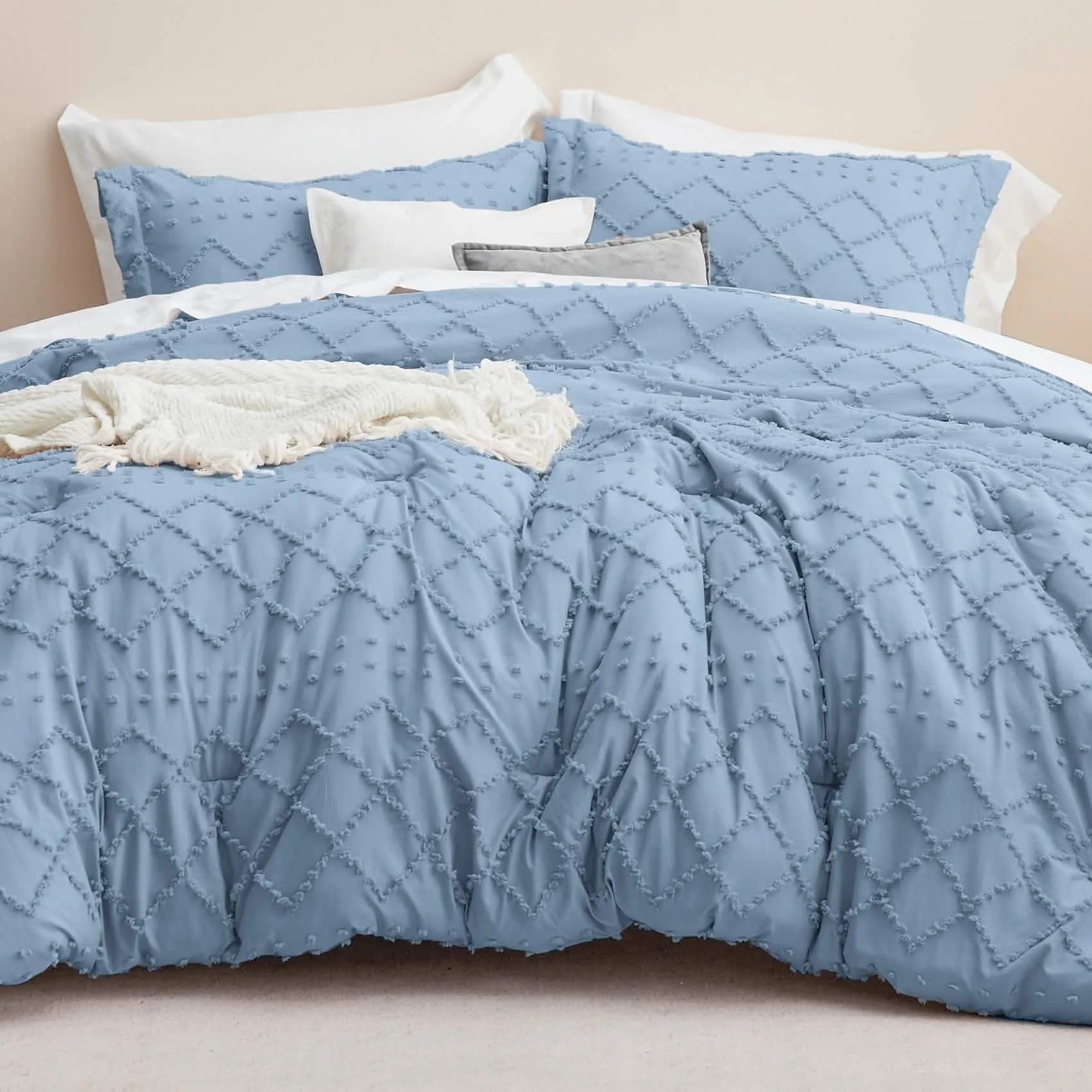 Boho Tufted Embroidery Comforter Set