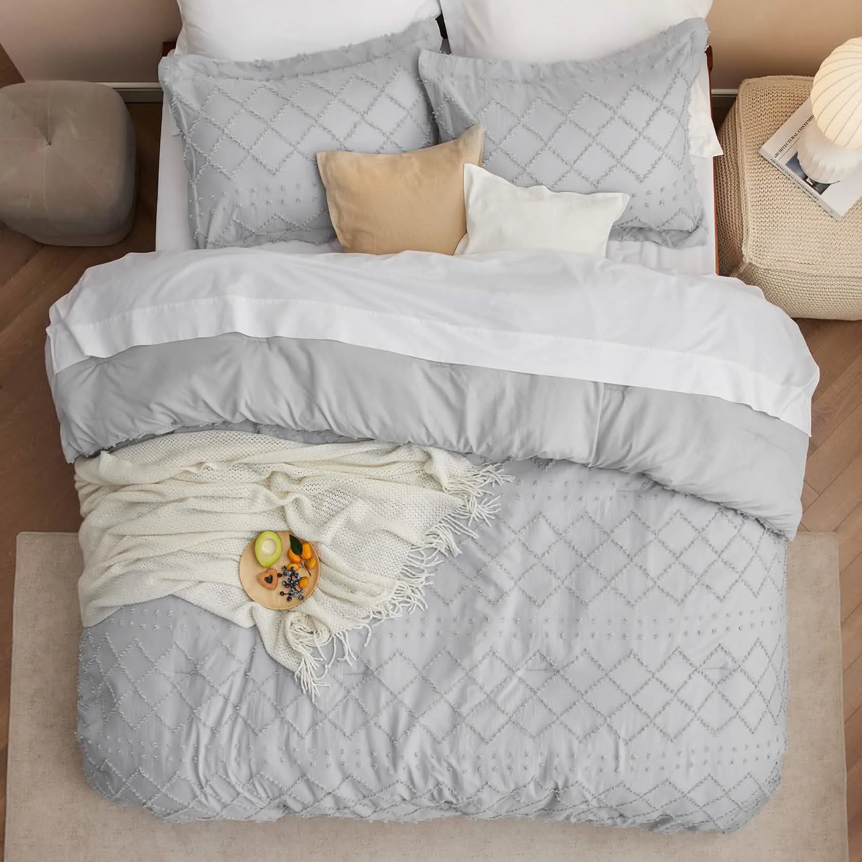 Boho Tufted Embroidery Comforter Set