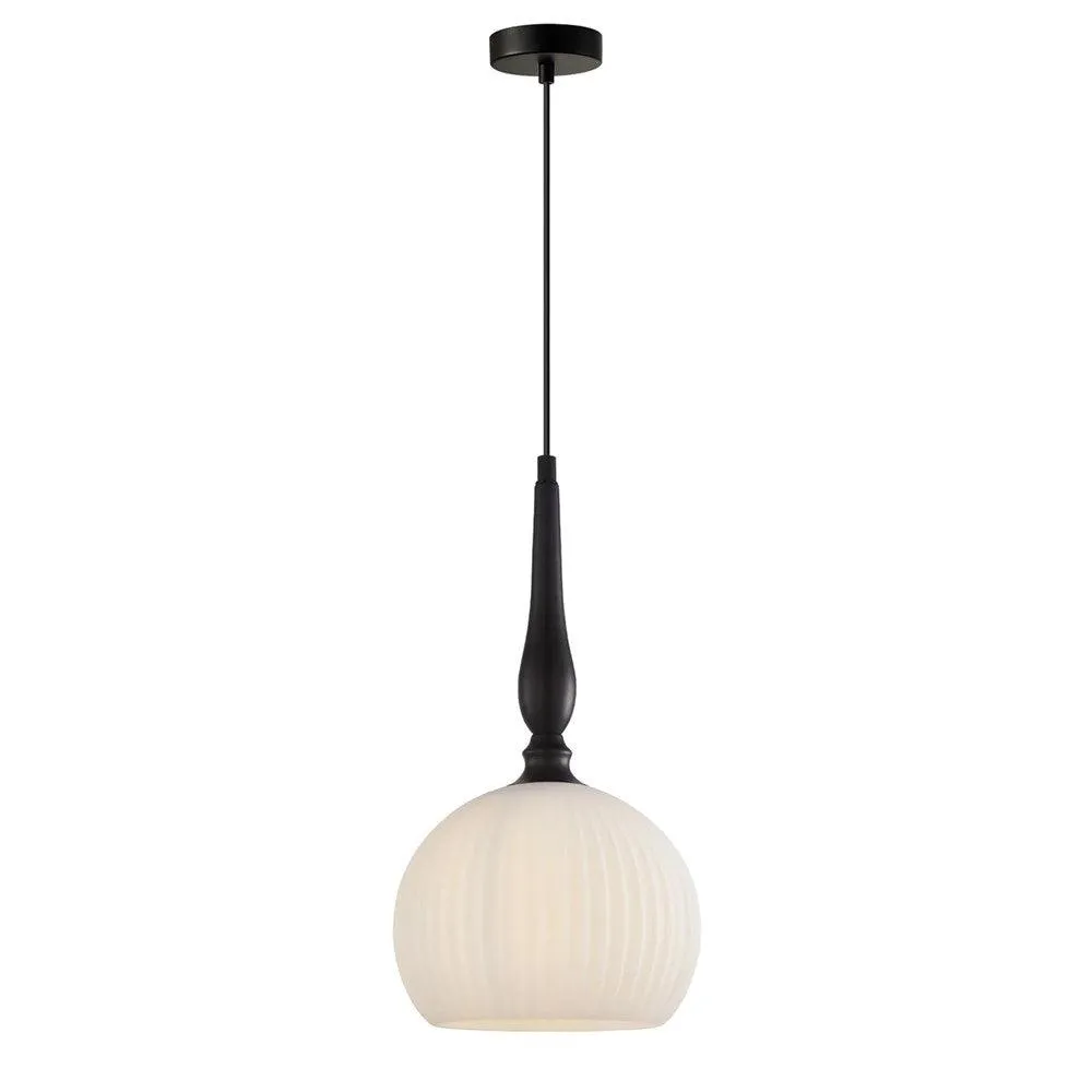 Caliz Pendant Light Small/Large in Black or Brass