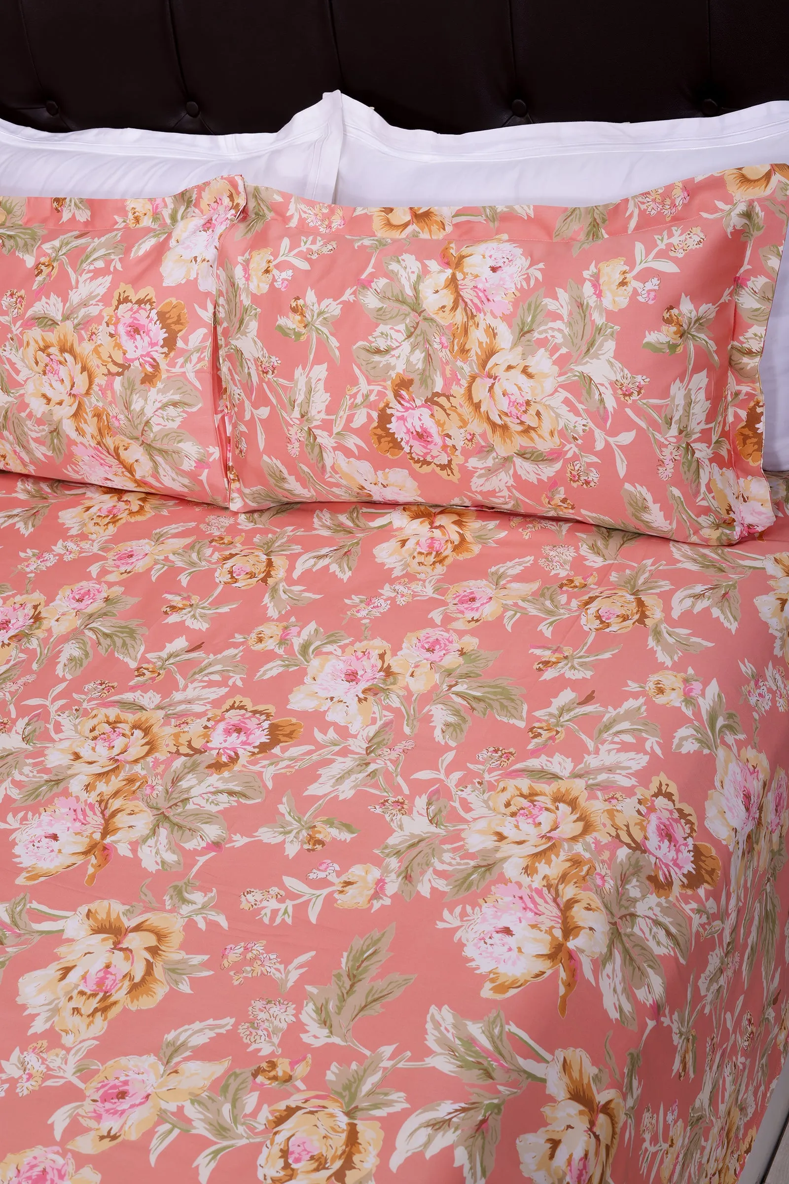 Dahlia Garden Peach Cotton Bedsheet