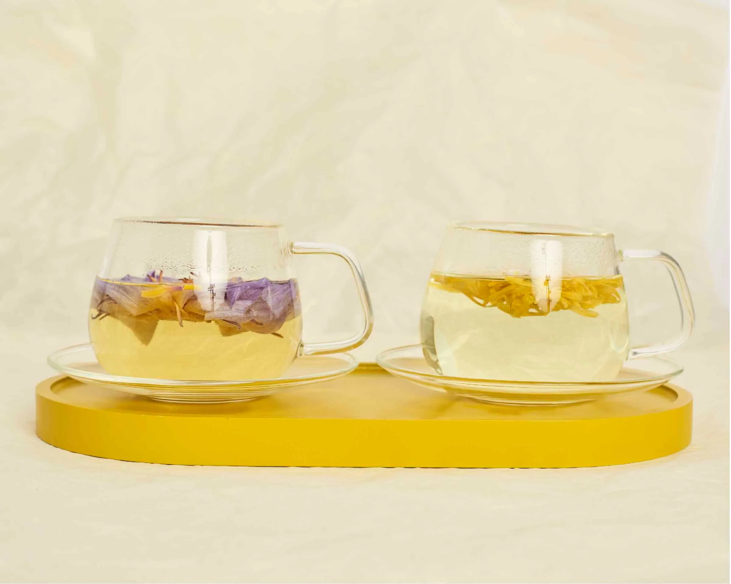 Glass cup   saucer set