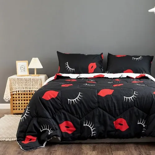 King Size Comforter Set Of 4 Pieces, Red Lips Design Black Color