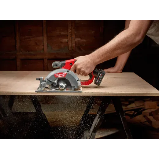 Milwaukee 2521-20 M12 FUEL™ 5-3/8" Circular Saw