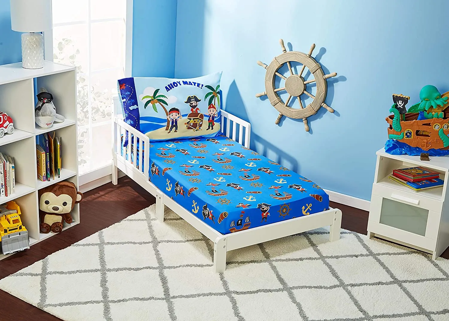 Pirates Treasure Hunt Toddler Sheet Set