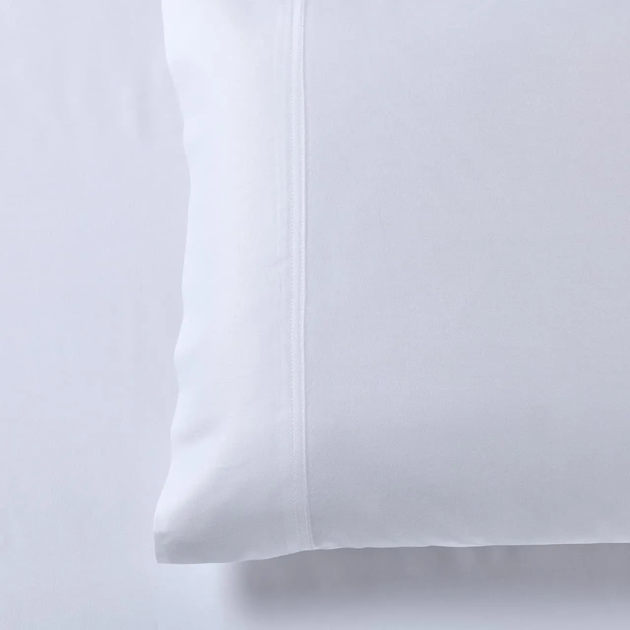 Royal Hotel Bedding ABRIPEDIC Sheets, Viscose from Bamboo, Sheet Set 600 Thread Count, Silky Soft Sheets, Viscose from Bamboo, Sheet Set, Full, White