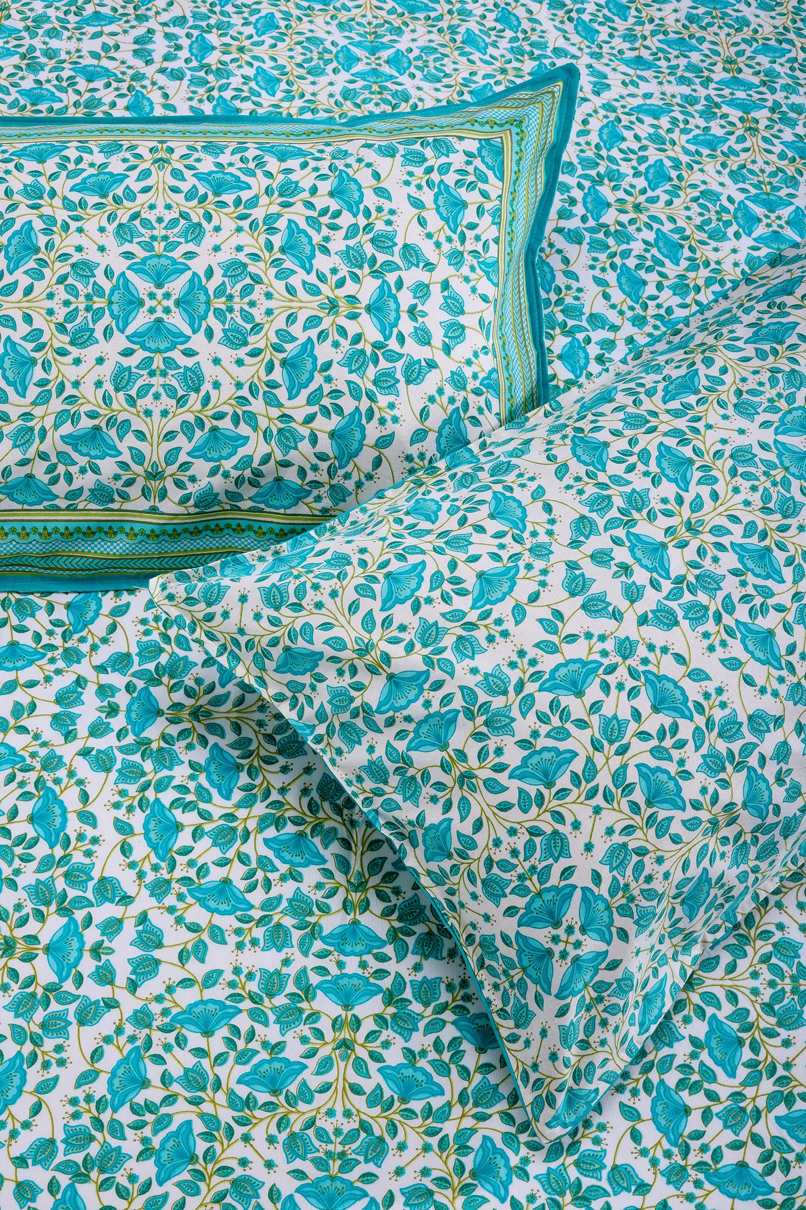 Tulip Jaal Turquoise Cotton Bedsheet